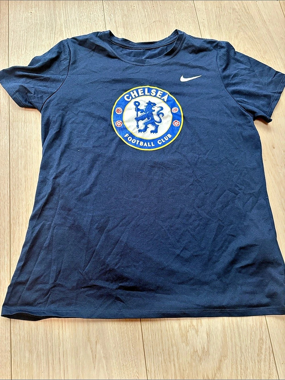 Nike Chelsea FC Crest Dri-FIT T-Shirt Blue Large